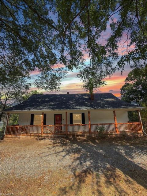 Homes For Sale - 3490 Us Highway 220 Bus<br/> Stoneville, NC 27048