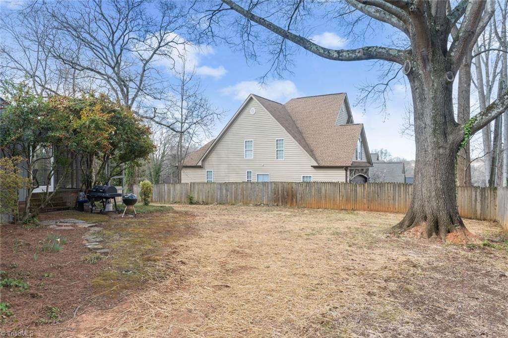 Winston-Salem, North Carolina 27106, United States, 4 Bedrooms Bedrooms, ,2 BathroomsBathrooms,Residential,Coming Soon,95172