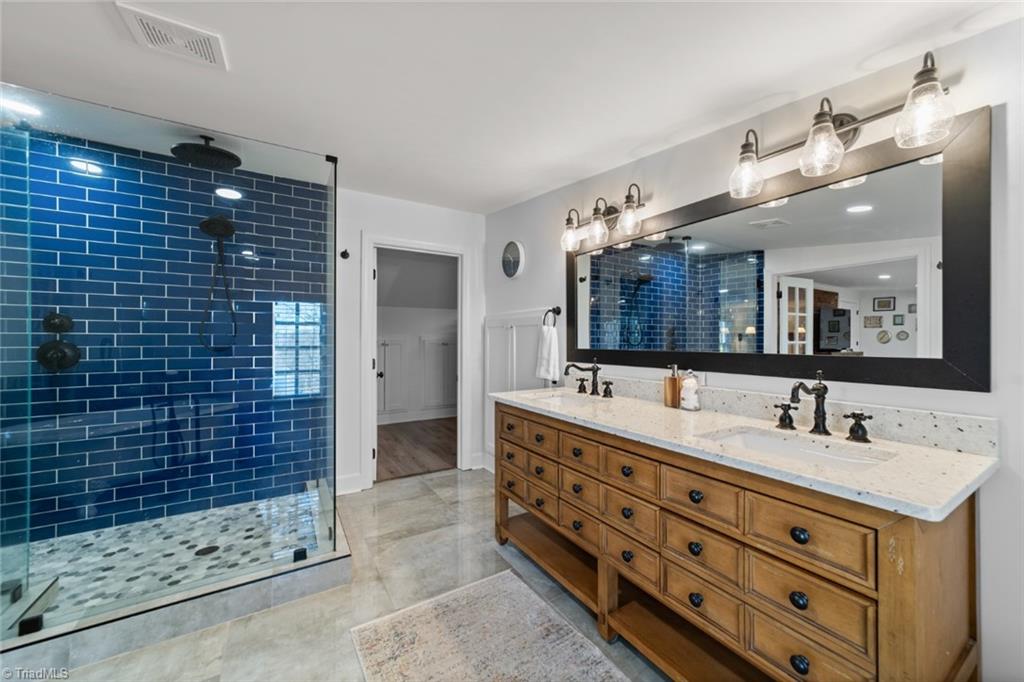 Winston-Salem, North Carolina 27106, United States, 4 Bedrooms Bedrooms, ,2 BathroomsBathrooms,Residential,Coming Soon,95172