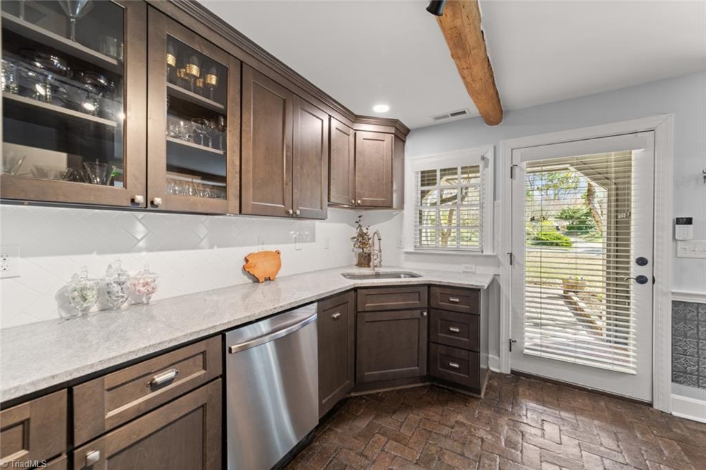 Winston-Salem, North Carolina 27106, United States, 4 Bedrooms Bedrooms, ,2 BathroomsBathrooms,Residential,Coming Soon,95172