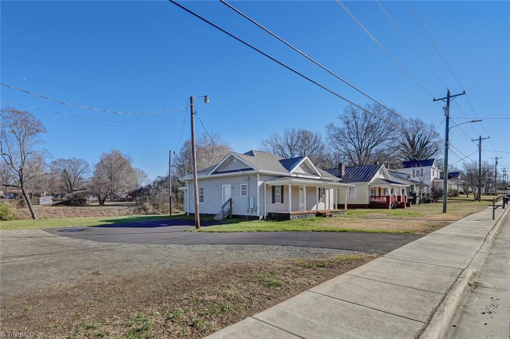 1015 N Scales Street, Reidsville, North Carolina image 3