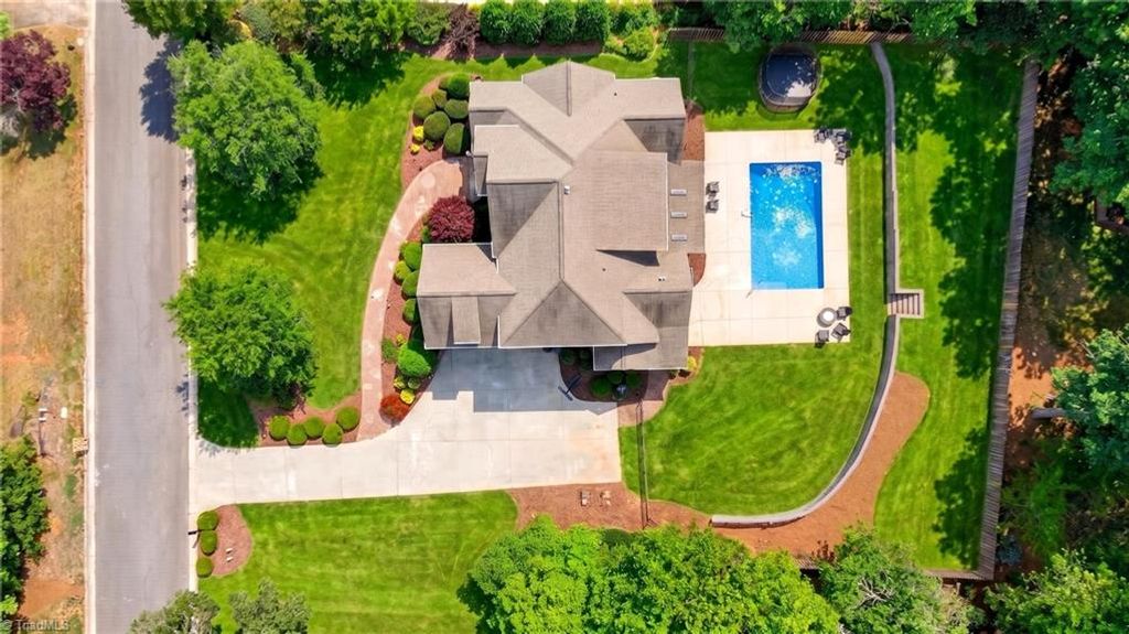 Photo of 784 Anns Court, Asheboro, NC 27205 (MLS # 1219025)