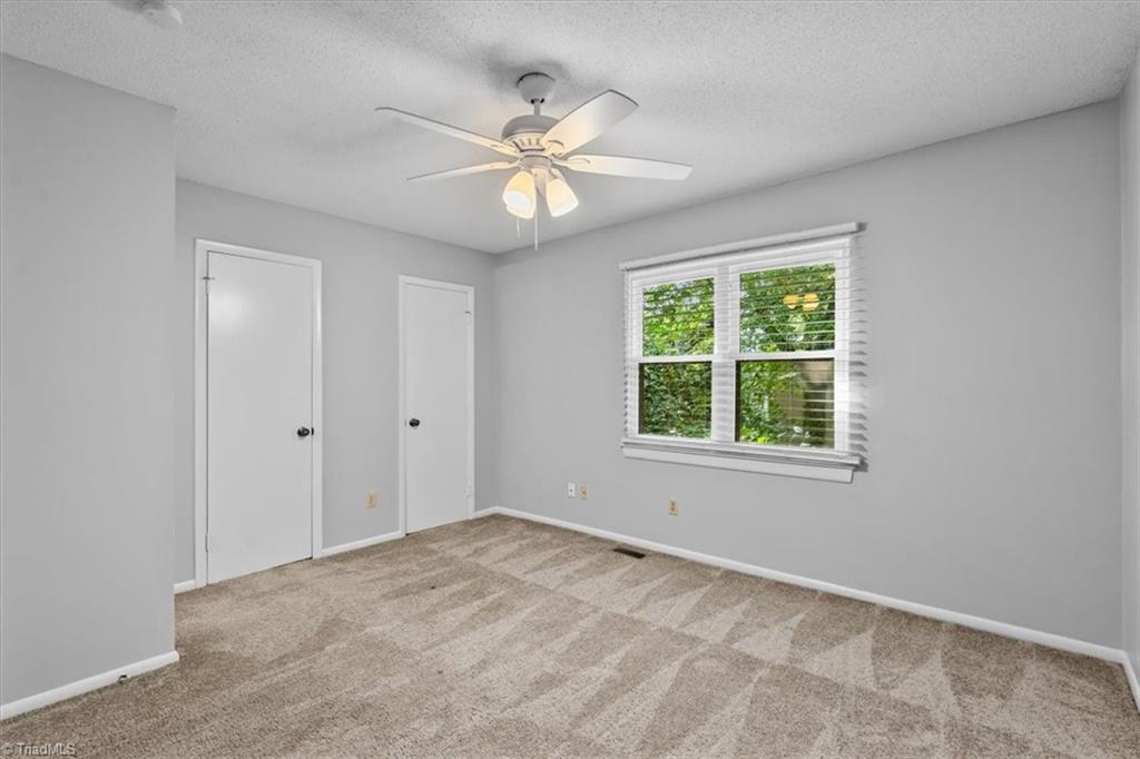 Greensboro, North Carolina 27409, United States, 2 Bedrooms Bedrooms, ,3 BathroomsBathrooms,Residential,Active,176884