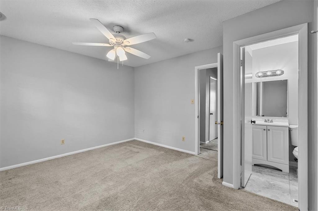 Greensboro, North Carolina 27409, United States, 2 Bedrooms Bedrooms, ,3 BathroomsBathrooms,Residential,Active,176884