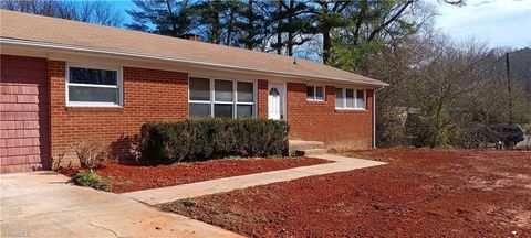 A home in Ramseur