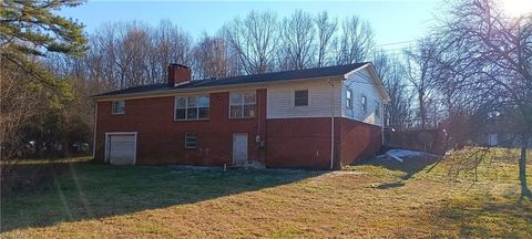 A home in Ramseur