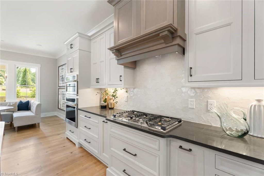 Winston-Salem, North Carolina 27106, United States, 4 Bedrooms Bedrooms, ,3 BathroomsBathrooms,Residential,Active,88650