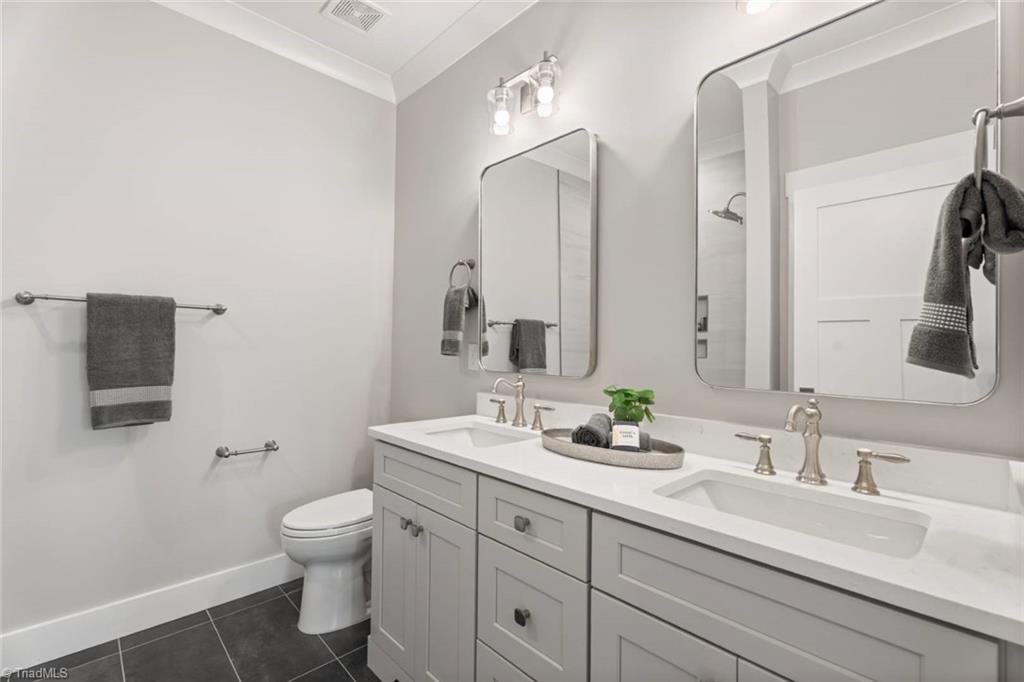 Winston-Salem, North Carolina 27106, United States, 4 Bedrooms Bedrooms, ,3 BathroomsBathrooms,Residential,Active,88650