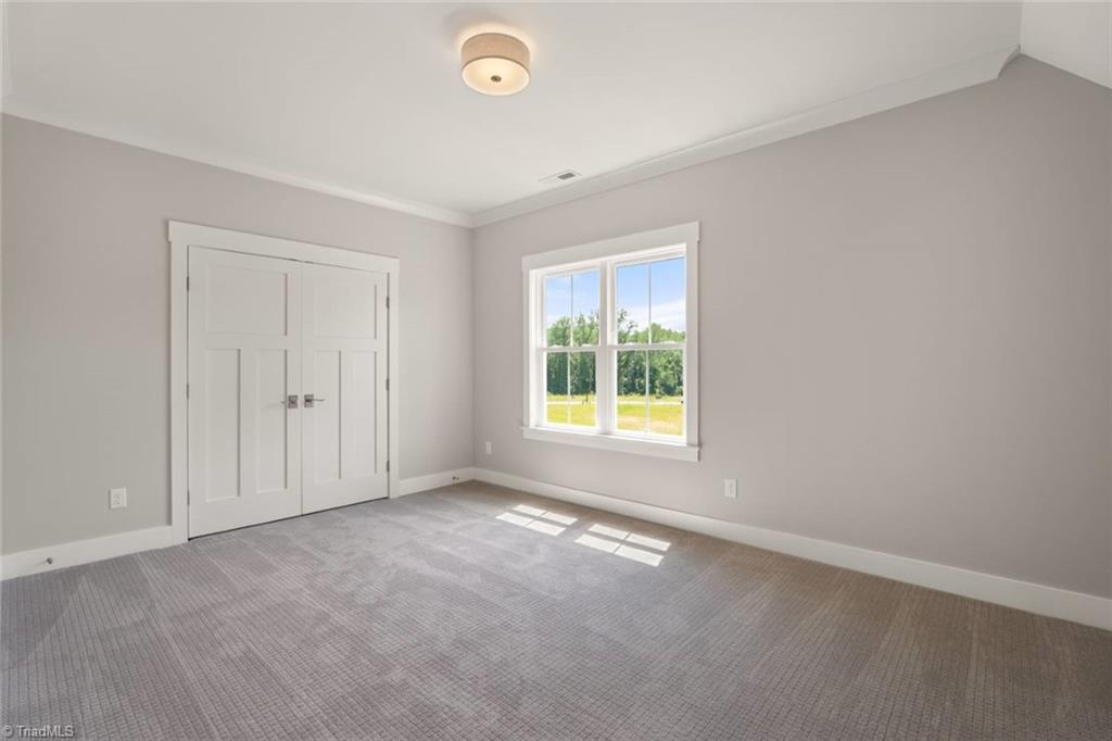 Winston-Salem, North Carolina 27106, United States, 4 Bedrooms Bedrooms, ,3 BathroomsBathrooms,Residential,Active,88650