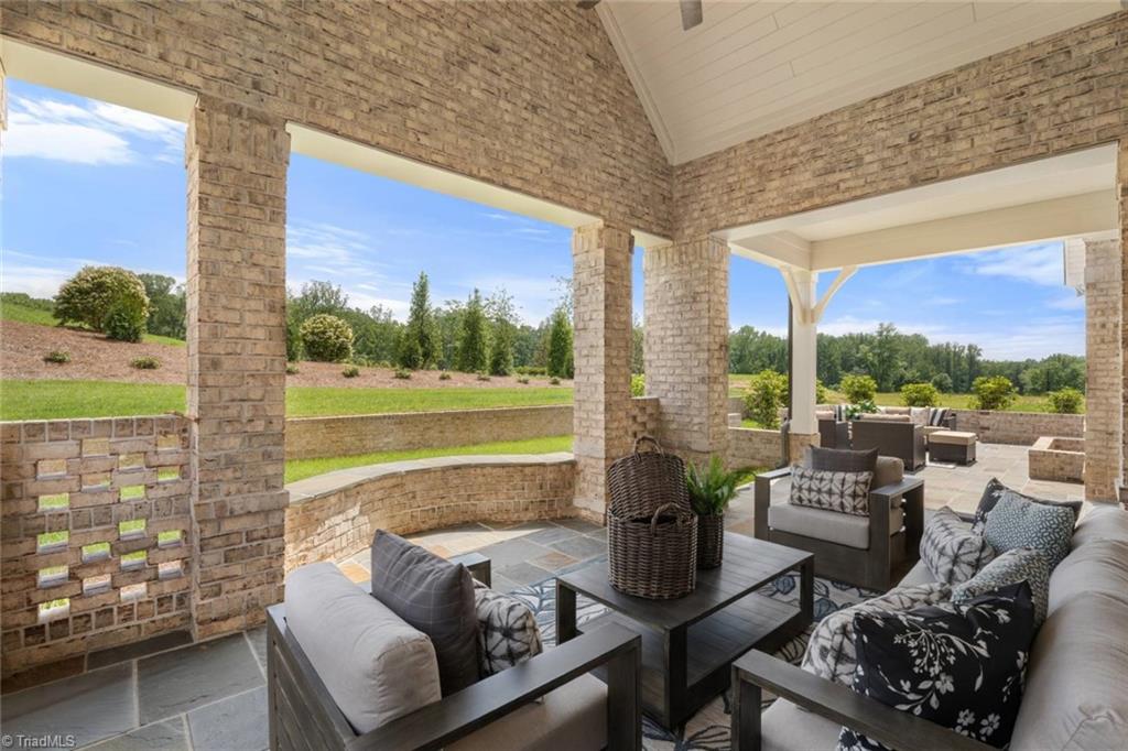 Winston-Salem, North Carolina 27106, United States, 4 Bedrooms Bedrooms, ,3 BathroomsBathrooms,Residential,Active,88650