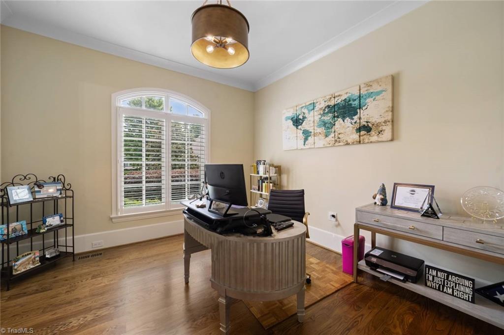 3105 Wynnewood Drive, Greensboro, North Carolina image 11