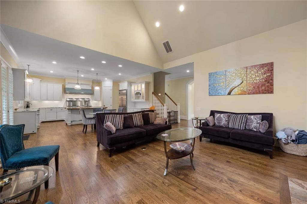 3105 Wynnewood Drive, Greensboro, North Carolina image 16