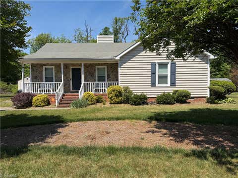 Homes For Sale - 2116 Tealwood Drive<br/> Greensboro, NC 27407