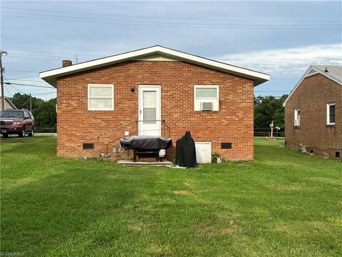 A home in Archdale