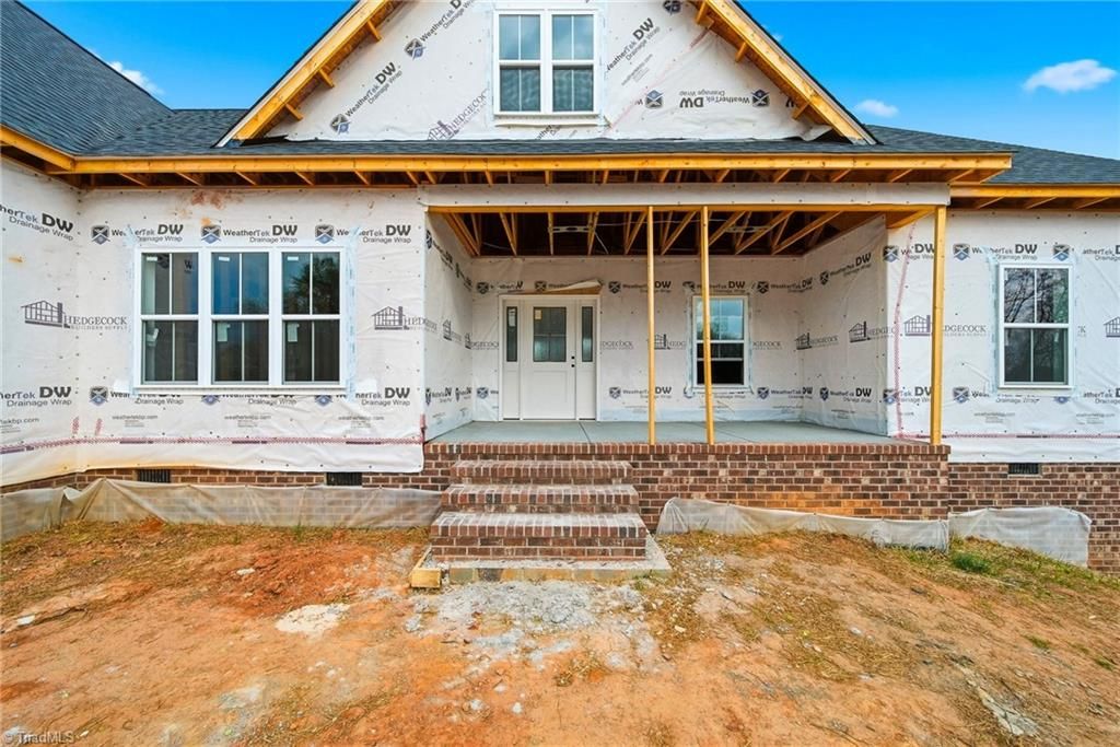 Photo of 121 Winchester Drive, Ararat, NC 27007 (MLS # 1213810)