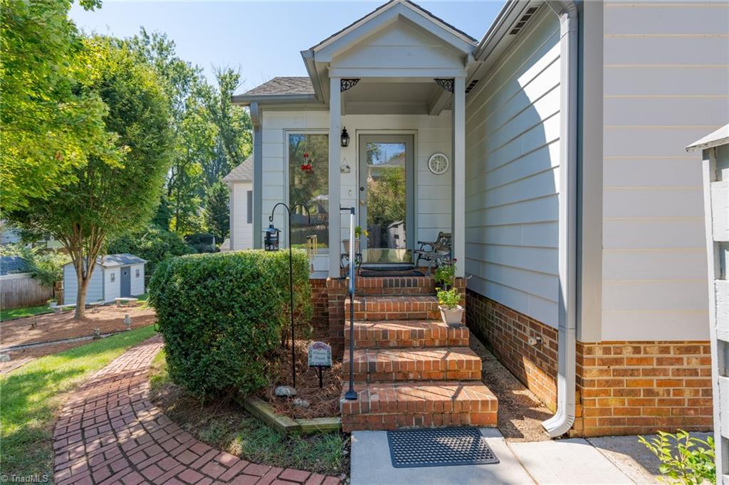 2006 Tennyson Drive, Greensboro, North Carolina image 40