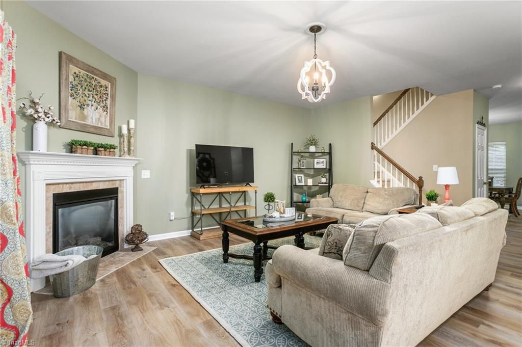 Photo of 2919 Victoria Falls Drive, Burlington, NC 27215 (MLS # 1203720)