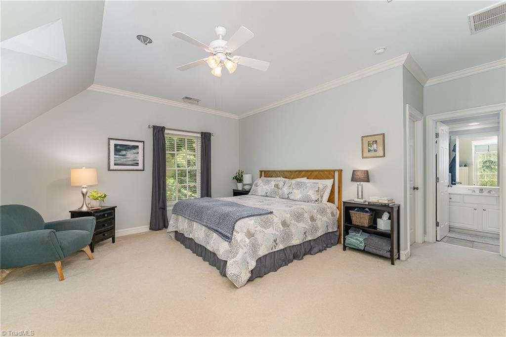 515 Daybreak Square, Greensboro, North Carolina image 24