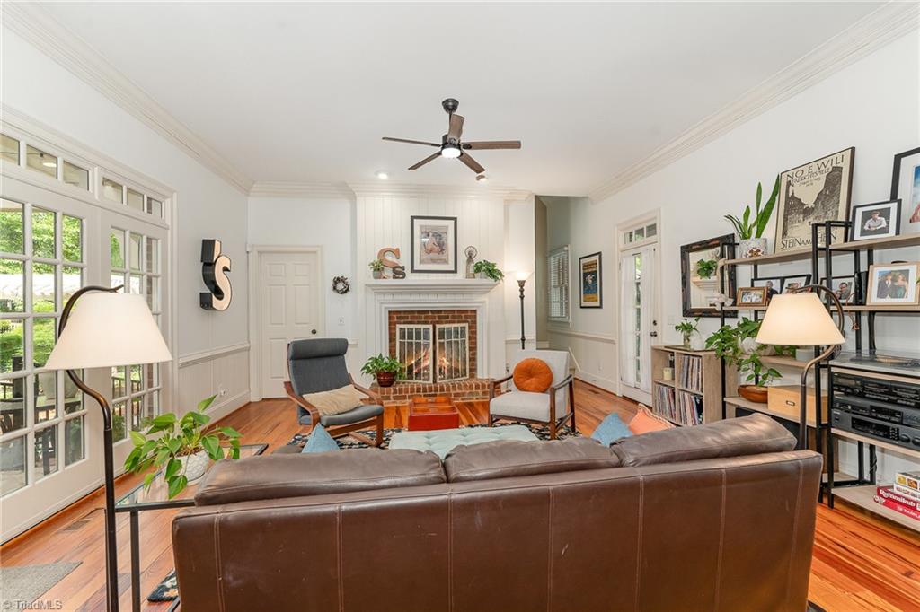 515 Daybreak Square, Greensboro, North Carolina image 9