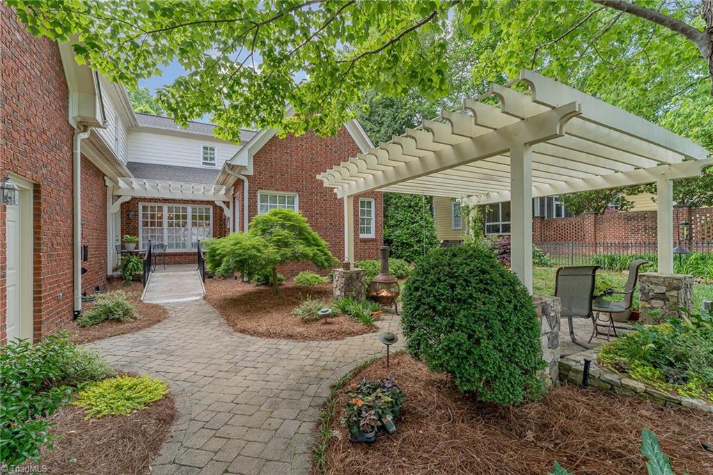 515 Daybreak Square, Greensboro, North Carolina image 25