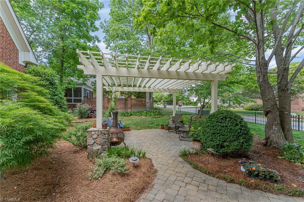 515 Daybreak Square, Greensboro, North Carolina image 45