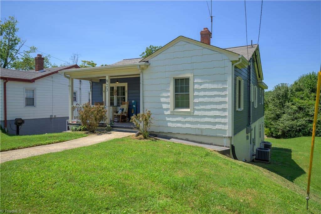 Photo of 923 South Street, Mount Airy, NC 27030 (MLS # 1229152)