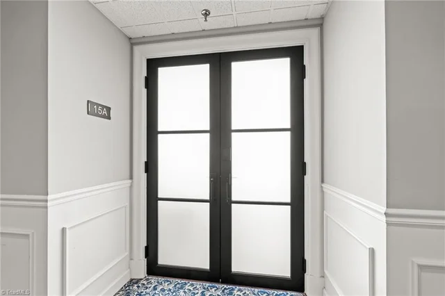 317 W High Avenue Unit 15A, photo 4 of 50
