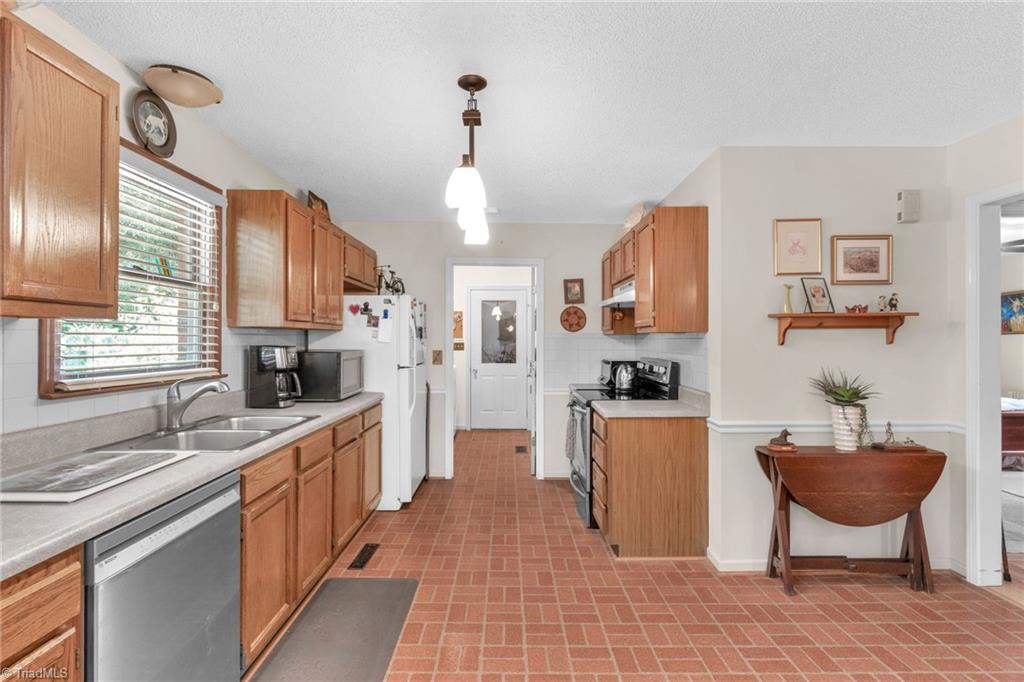 820 Big Tree Drive, Lewisville, North Carolina image 15