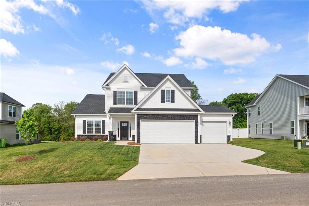 461 Brooke Hill Drive, Lewisville, North Carolina image 2