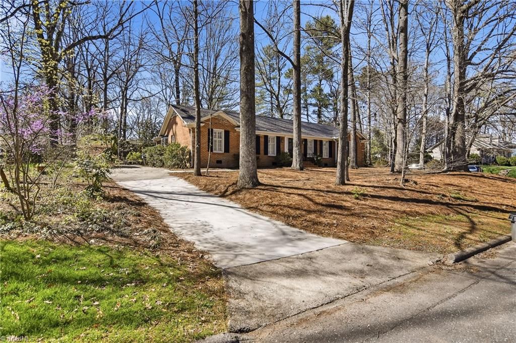 Photo of 2717 Asbury Terrace, Greensboro, NC 27408 (MLS # 1212616)