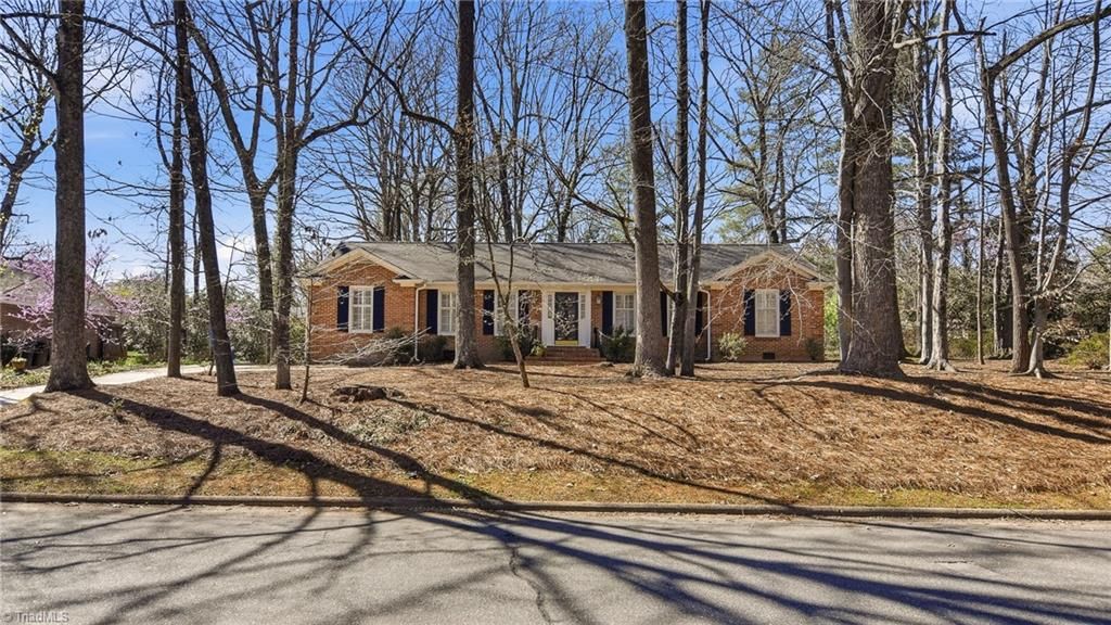 Photo of 2717 Asbury Terrace, Greensboro, NC 27408 (MLS # 1212616)