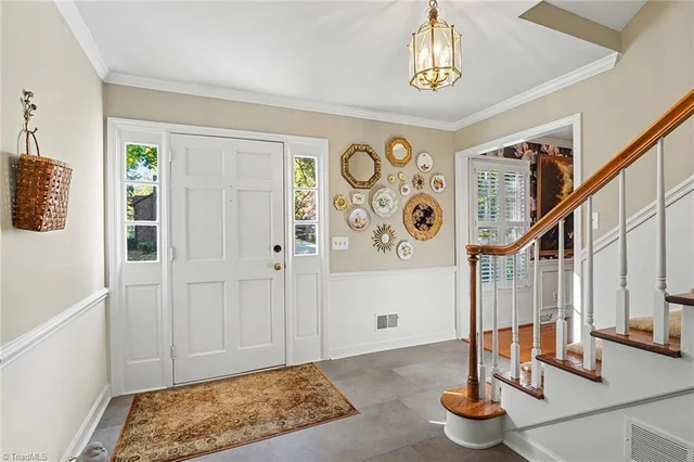 4202 Hobbs Road, photo 4 of 50