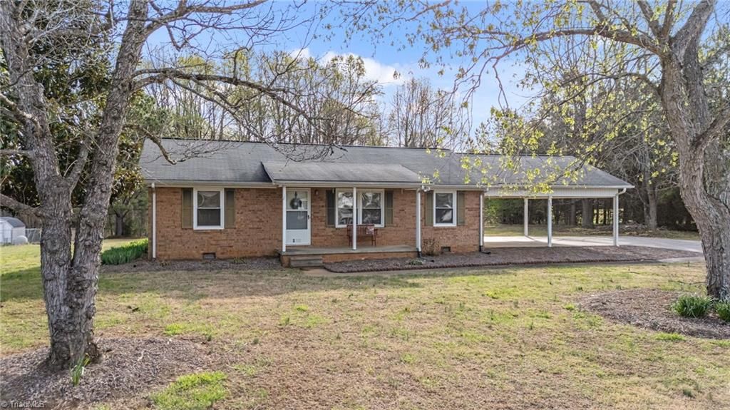 Photo of 3176 Rogers Road, Graham, NC 27253 (MLS # 1213033)