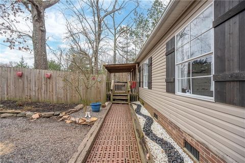 Mobile Home For Sale - 711 Styers Ferry Trail<br/> Forsyth County, Clemmons, NC 27012
