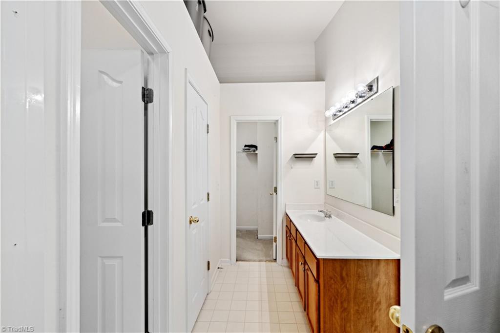 4145 Tarrant Trace Circle, High Point, North Carolina image 28