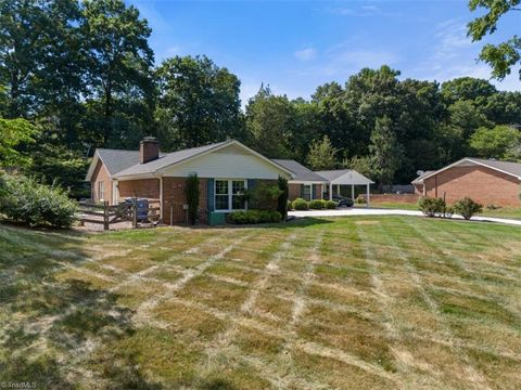 A home in Kernersville