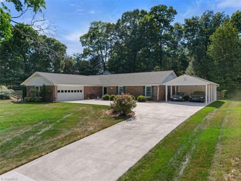 A home in Kernersville