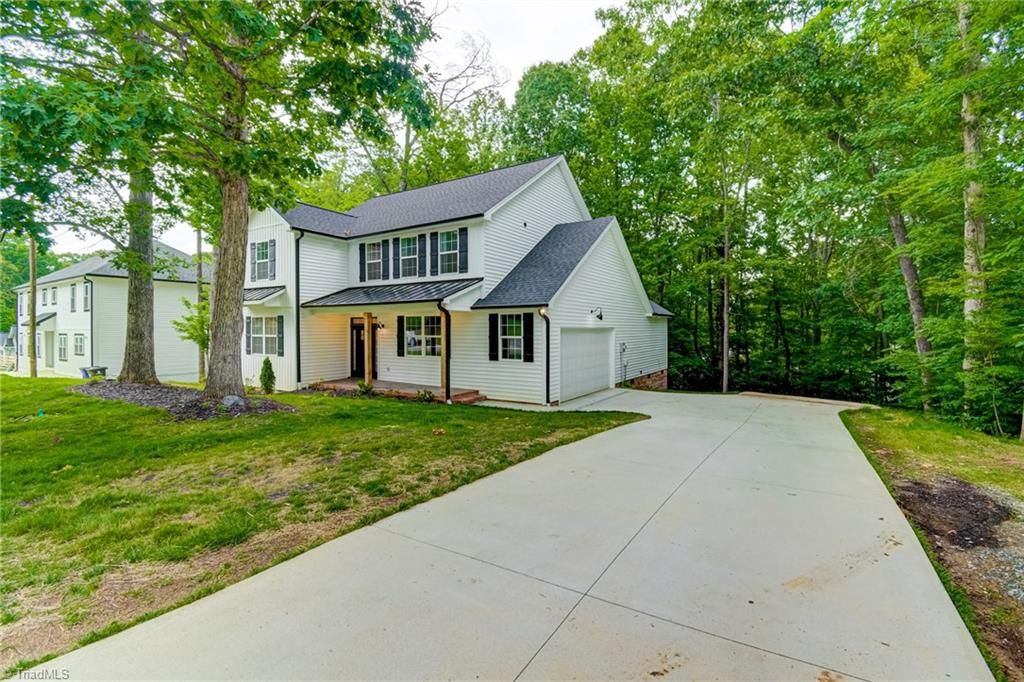Photo of 5051 Ramillie Run, Winston-Salem, NC 27106 (MLS # 1222318)