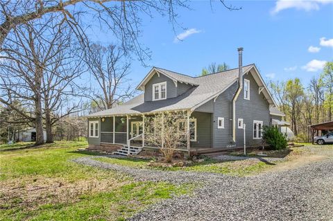 Homes For Sale - 5846 Coble Church Road<br/> Guilford County, Liberty, NC 27298