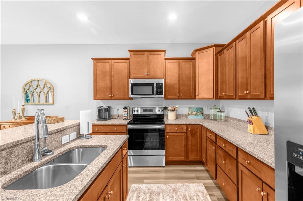 563 Isley Place, Burlington, North Carolina image 10