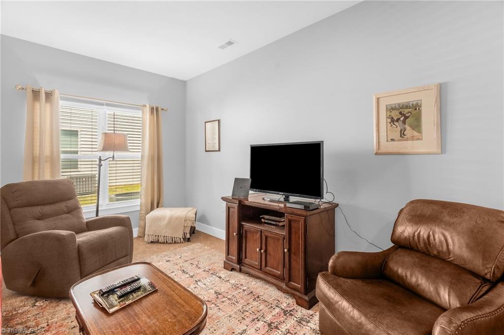 563 Isley Place, Burlington, North Carolina image 6