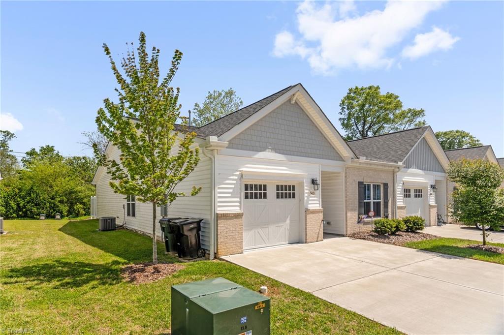 563 Isley Place, Burlington, North Carolina image 3