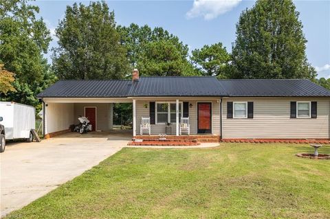 A home in Thomasville