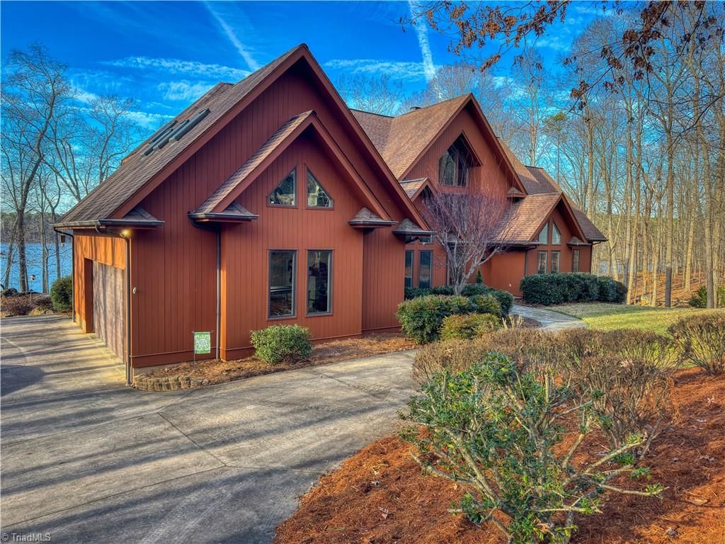 Photo of 2288 Rocky Cove Lane, Denton, NC 27239 (MLS # 1207583)