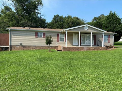 A home in Mount Airy