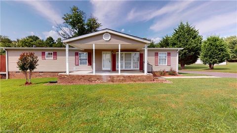 A home in Mount Airy