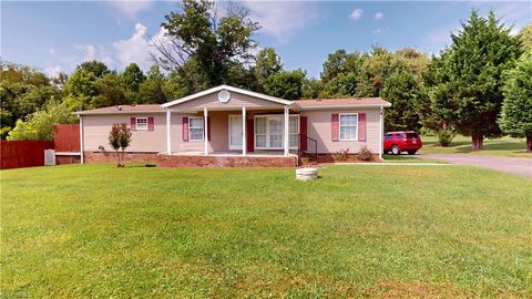 A home in Mount Airy