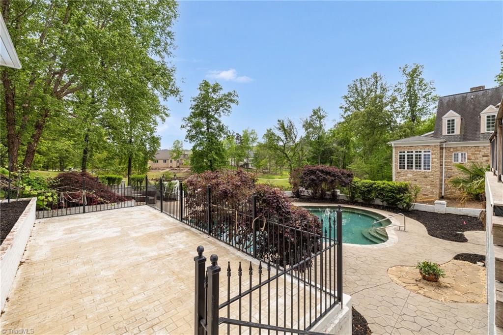 3903 Dover Park Road, Greensboro, North Carolina image 39