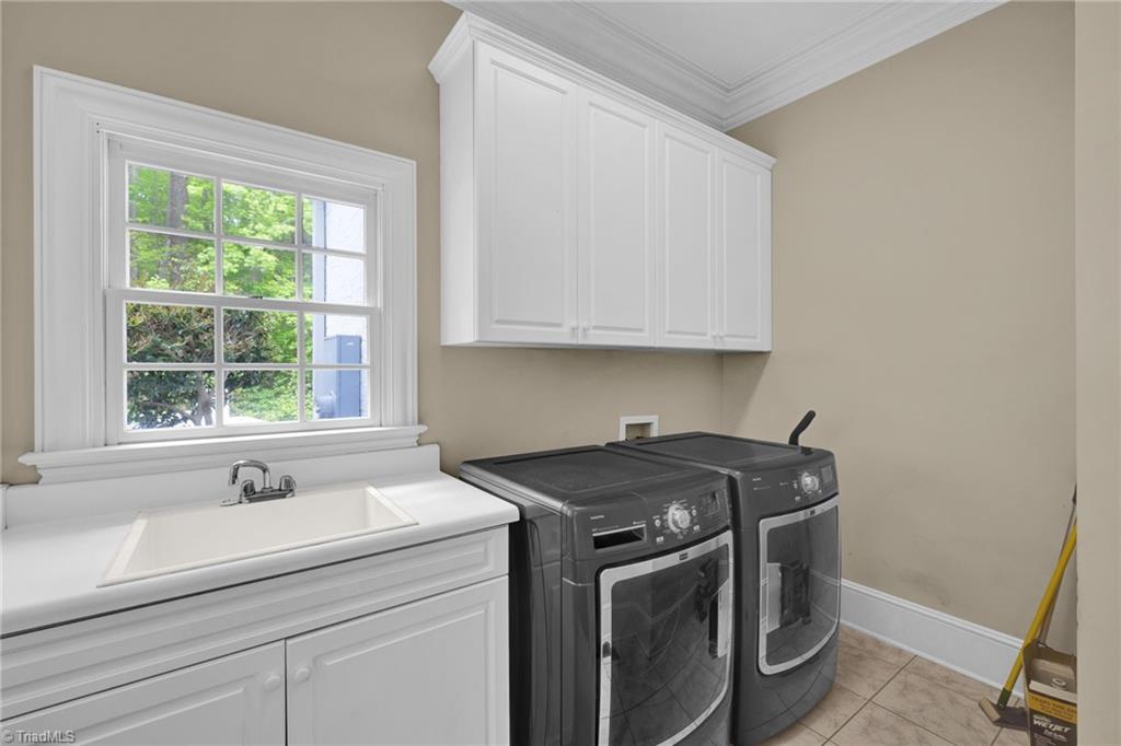 3903 Dover Park Road, Greensboro, North Carolina image 30