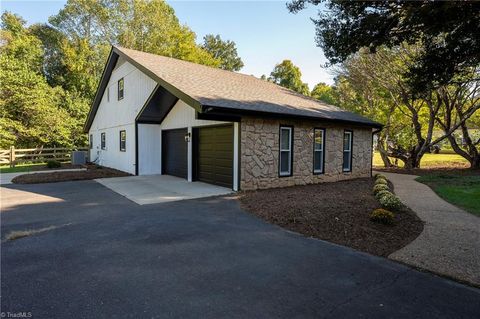 A home in Lewisville